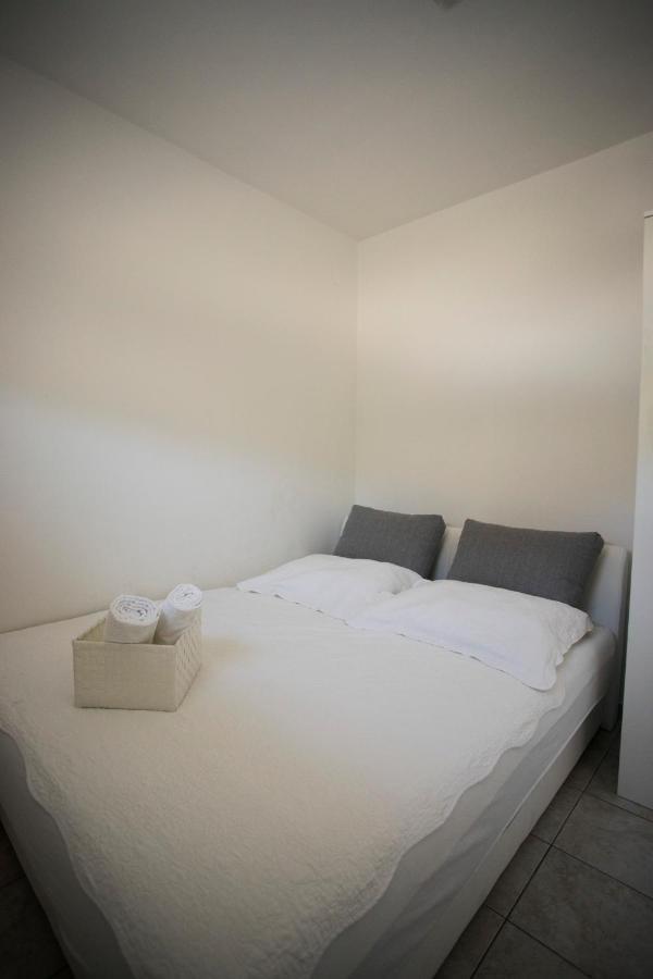 Gavran Apartment Vinjerac Exterior photo